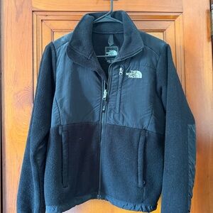The North Face Black Fleece Jacket - Women’s XS